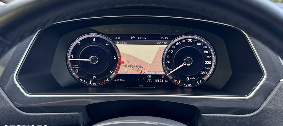 Volkswagen Tiguan cena 119900 przebieg: 150000, rok produkcji 2018 z Góra małe 781